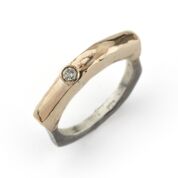 Birdie Manhattan Skyline Ring i Sølv med Guld og Diamant